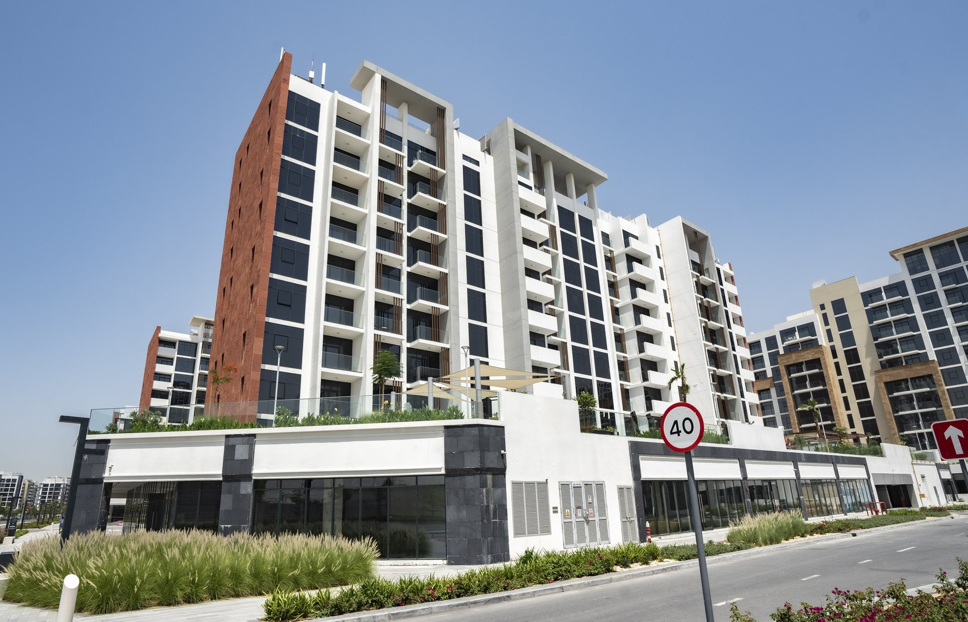 Azizi Riviera 3